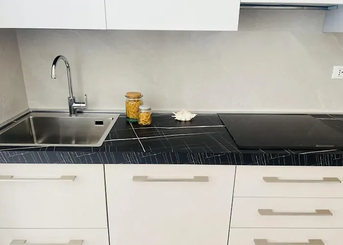 Apartment Bright 150mt From The Sea *